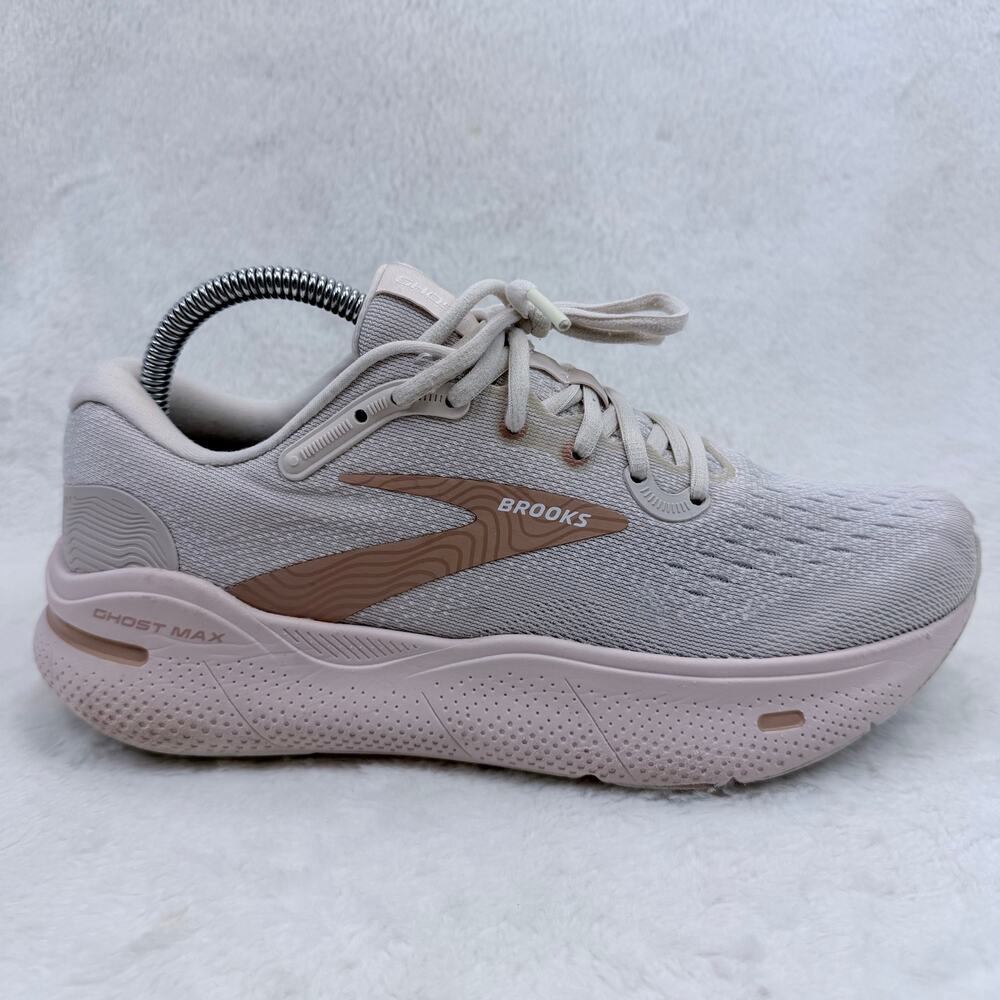 Brooks Ghost Max Womens Running Shoes Crystal Gray White Tuscany Size 9 Sneakers